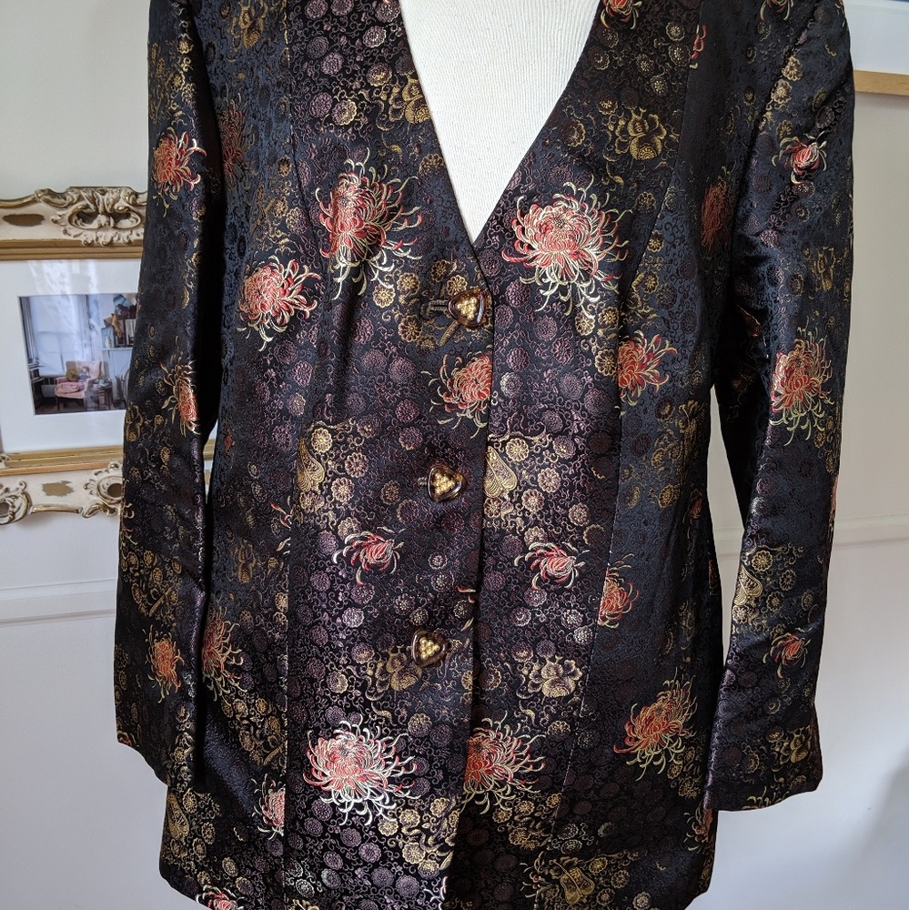 Stunning Asian inspired jacket.